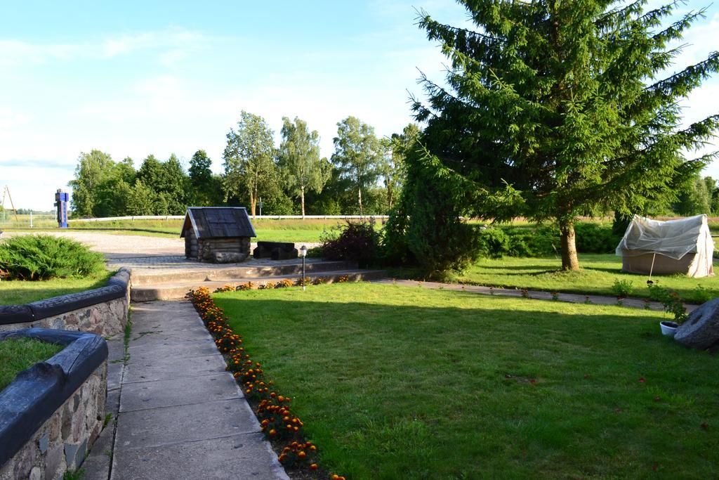 Motelis Aka Kārsava Kültér fotó